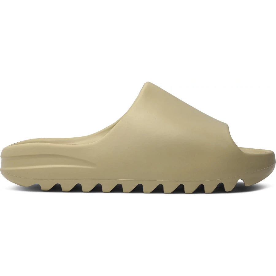 Yeezy Slides - Desert Sand