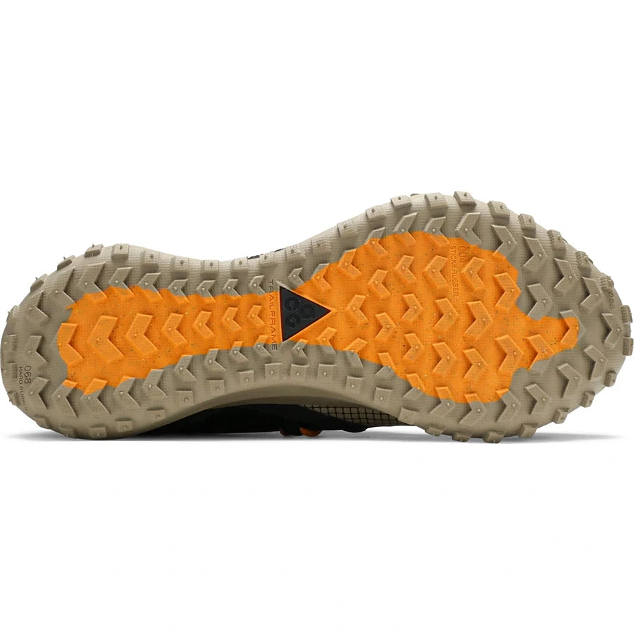 Open media 4 in modal